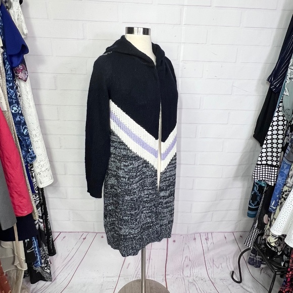 |•CHRISTOPHER & BANKS•| Long Cozy Hooded Cardigan Size Small - Picture 1 of 6